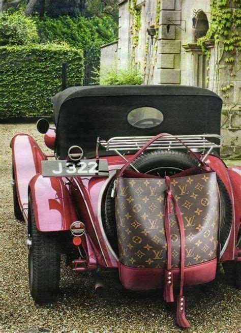 louis vuitton carros.